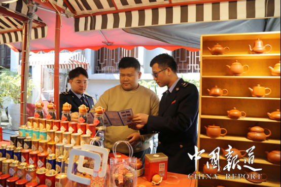 中國報道：潮州市湘橋區(qū)稅務局：便民服務“零距離”助力商戶發(fā)展